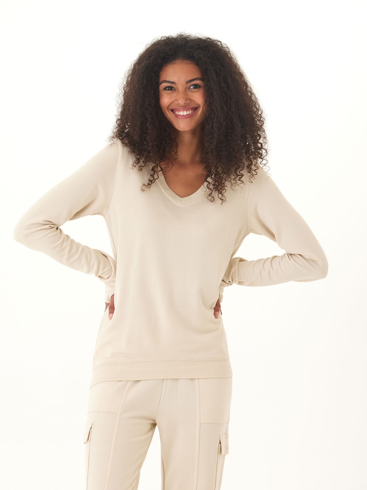Sudadera Edwina Feather Fleece con cuello en V