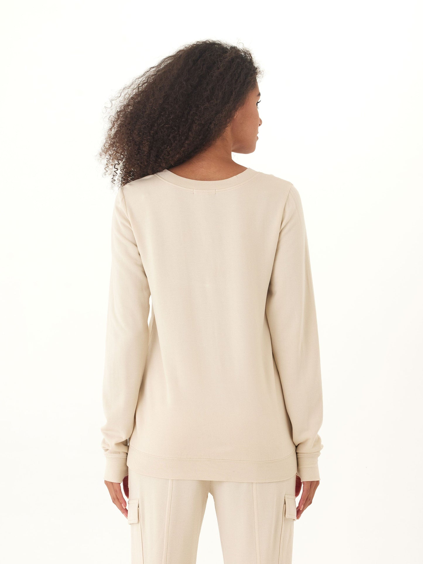 Sudadera Edwina Feather Fleece con cuello en V