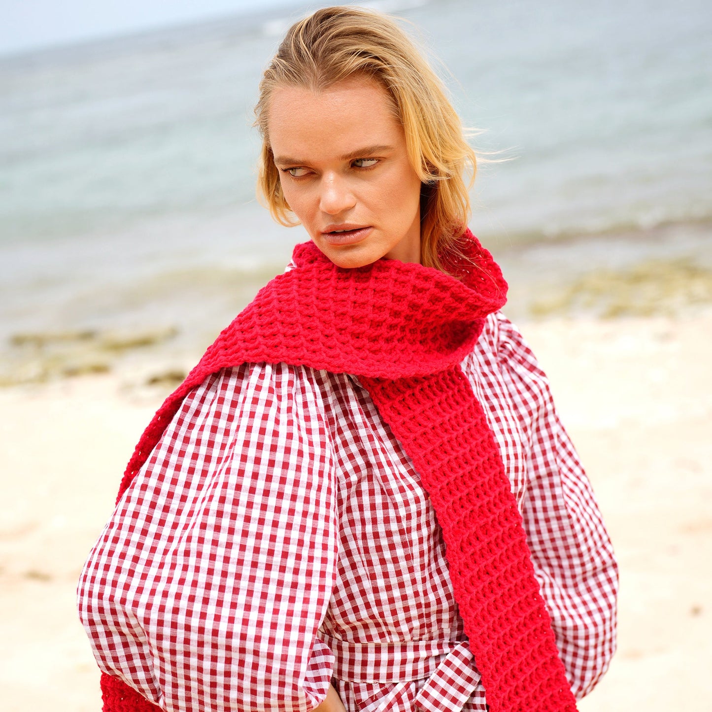 Bufanda de crochet WAFFLE en rojo