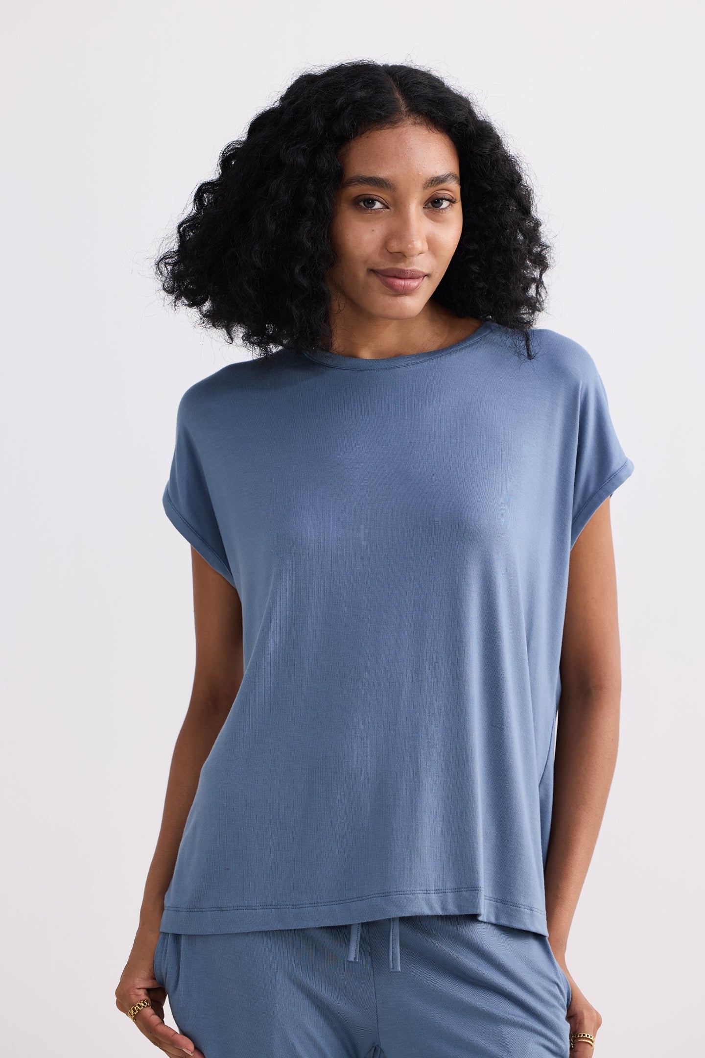 Conjunto de camiseta holgada en azul