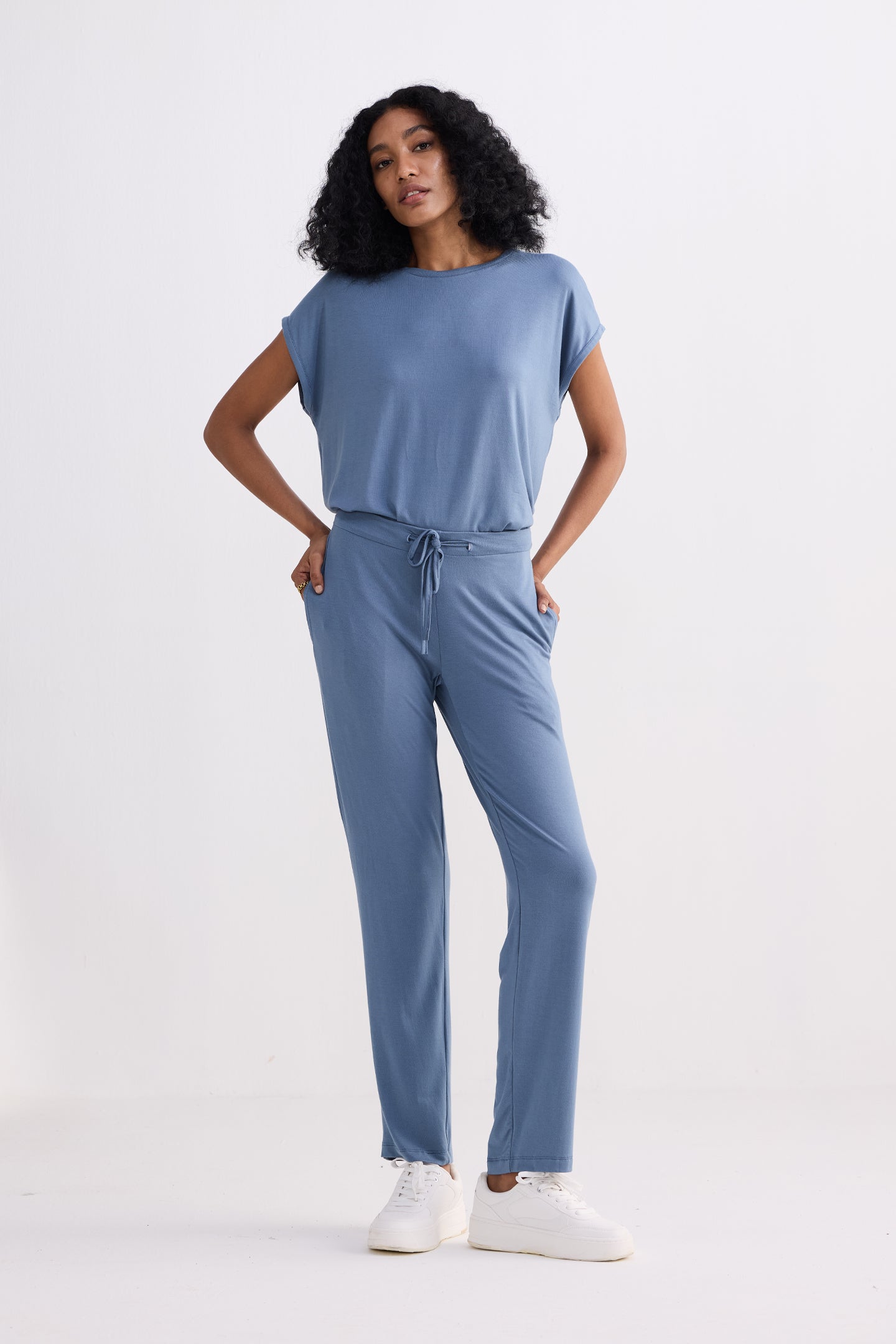 Conjunto de camiseta holgada en azul