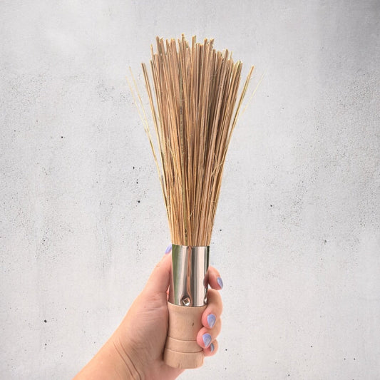 Cepillo de limpieza para wok de bambú