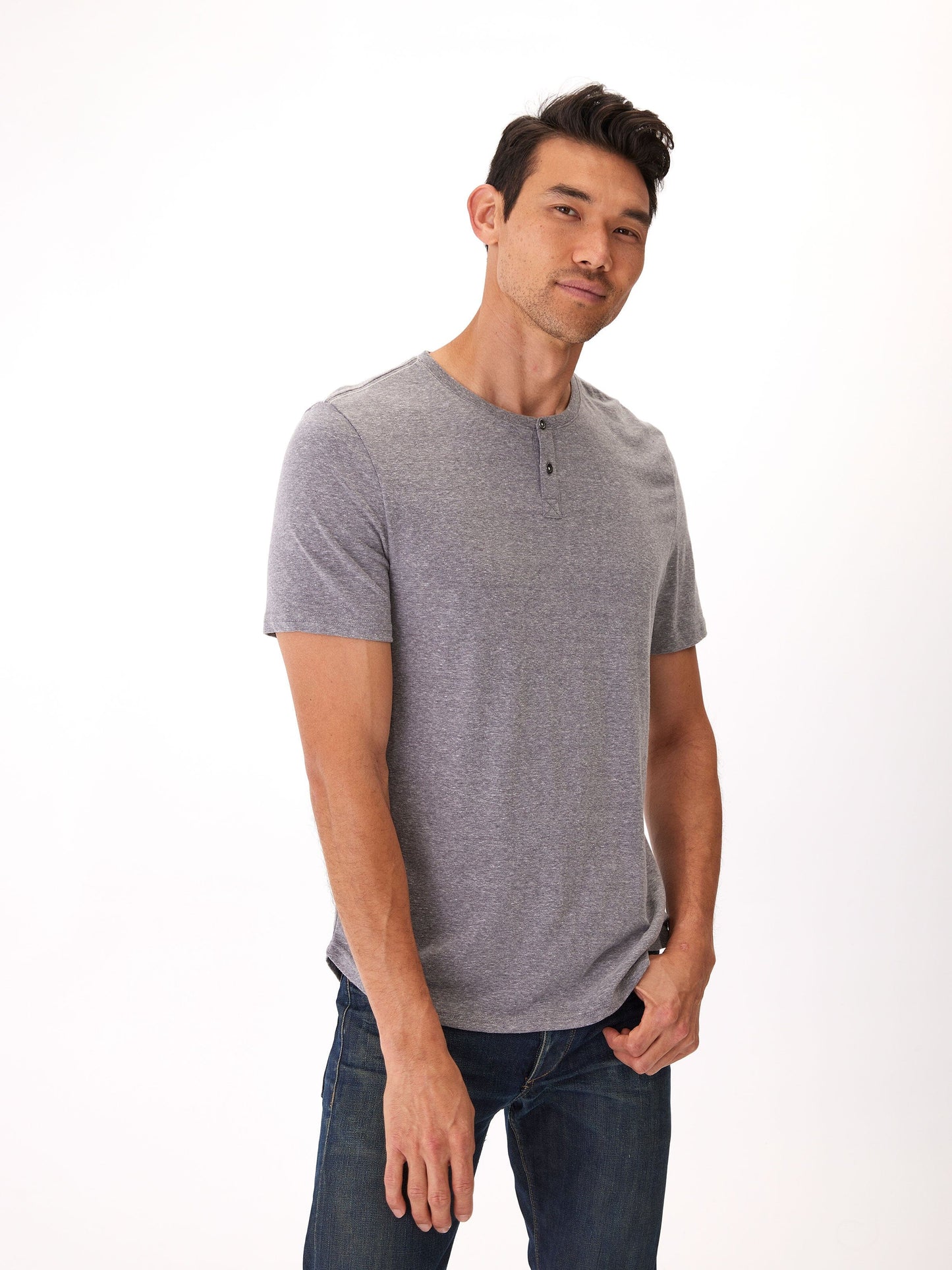 Camiseta Henley de triblend de manga corta Baseline