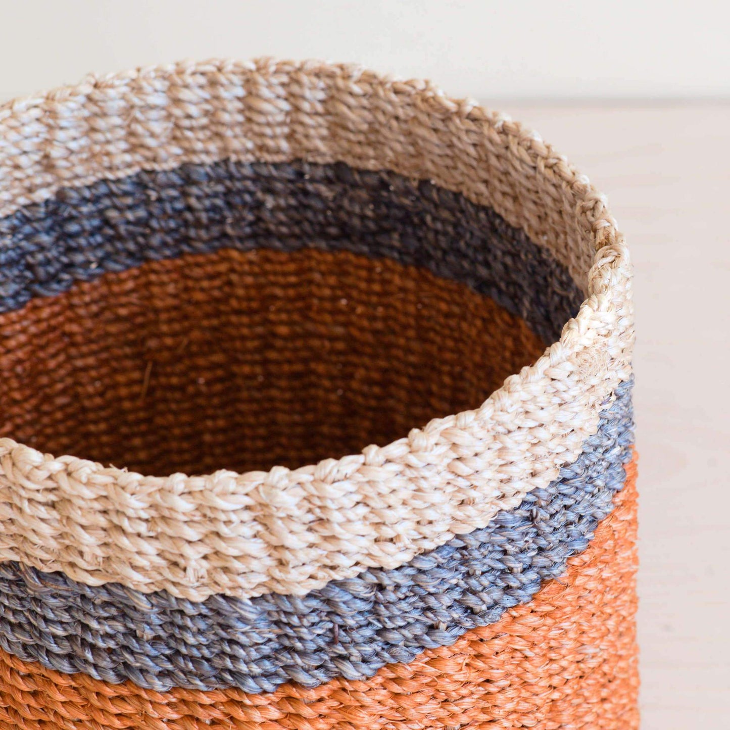 Mini cesta de mesa de coral - Cestas tejidas a mano | LIKHÂ
