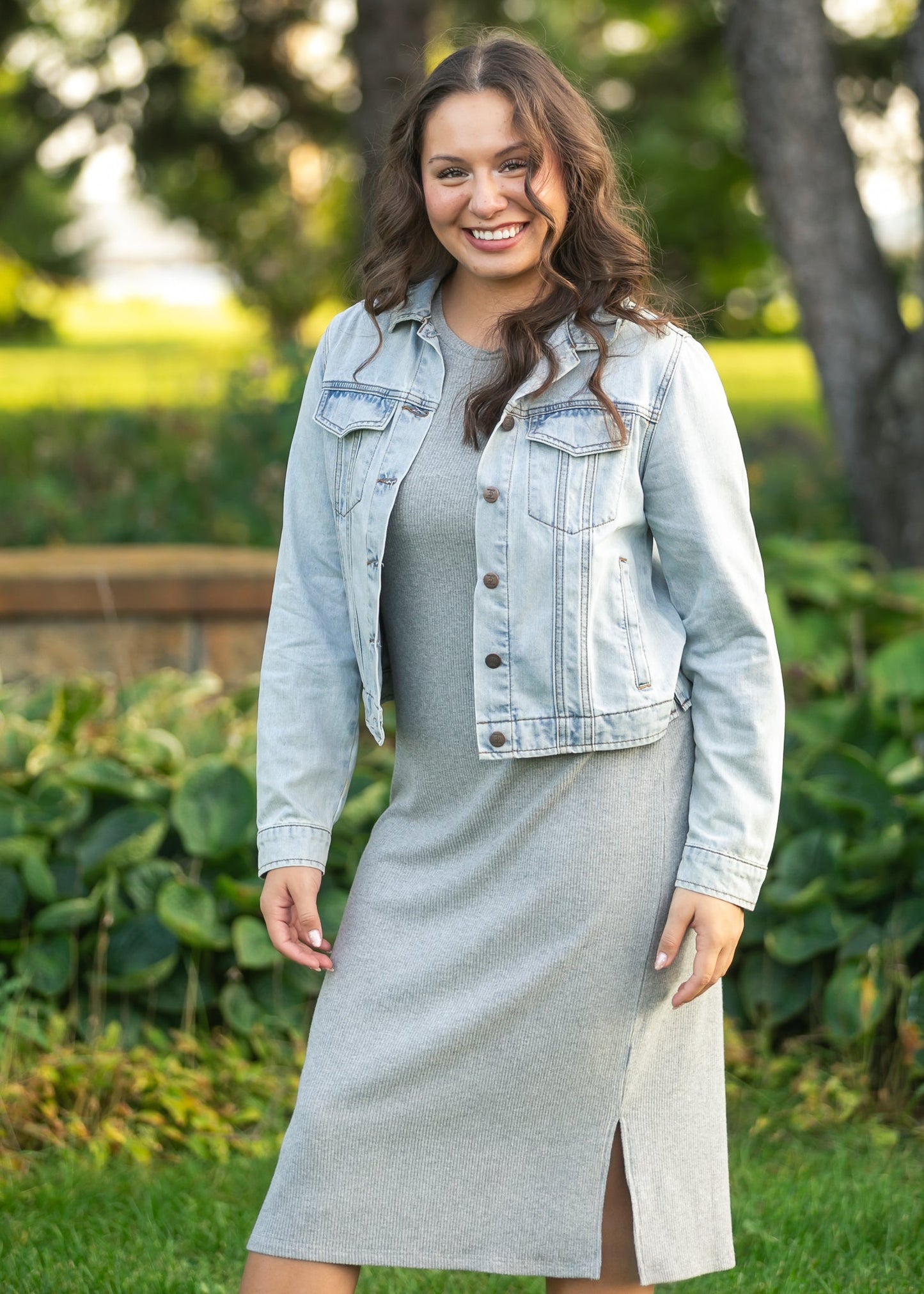 Vestido camiseta Baylor gris acanalado