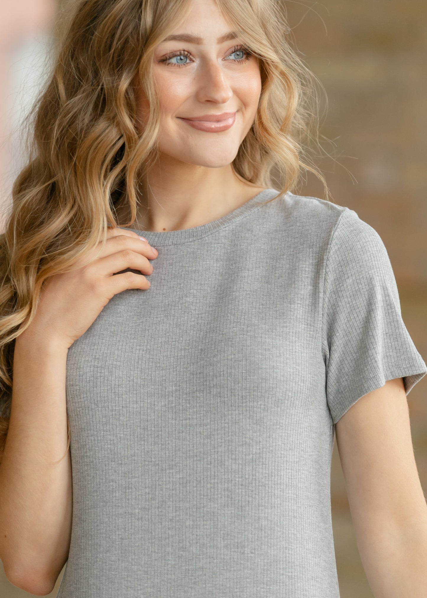 Vestido camiseta Baylor gris acanalado