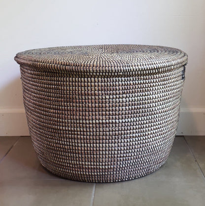 Black Flat Lid Floor Basket