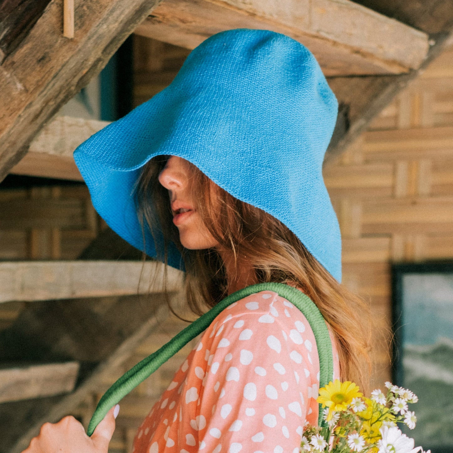 Gorro de crochet BLOOM en azul mosaico