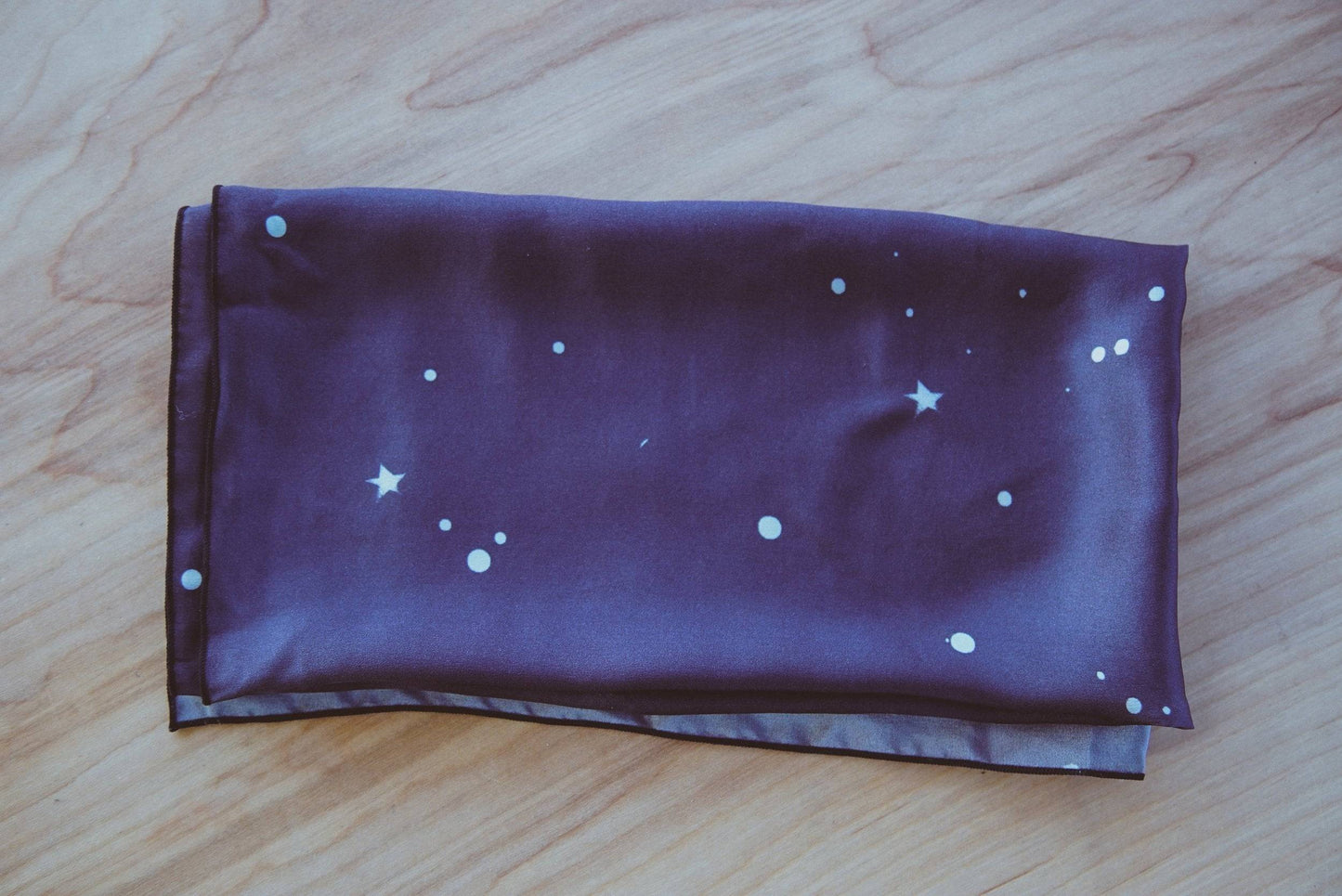 Bufanda de polvo de estrellas azul
