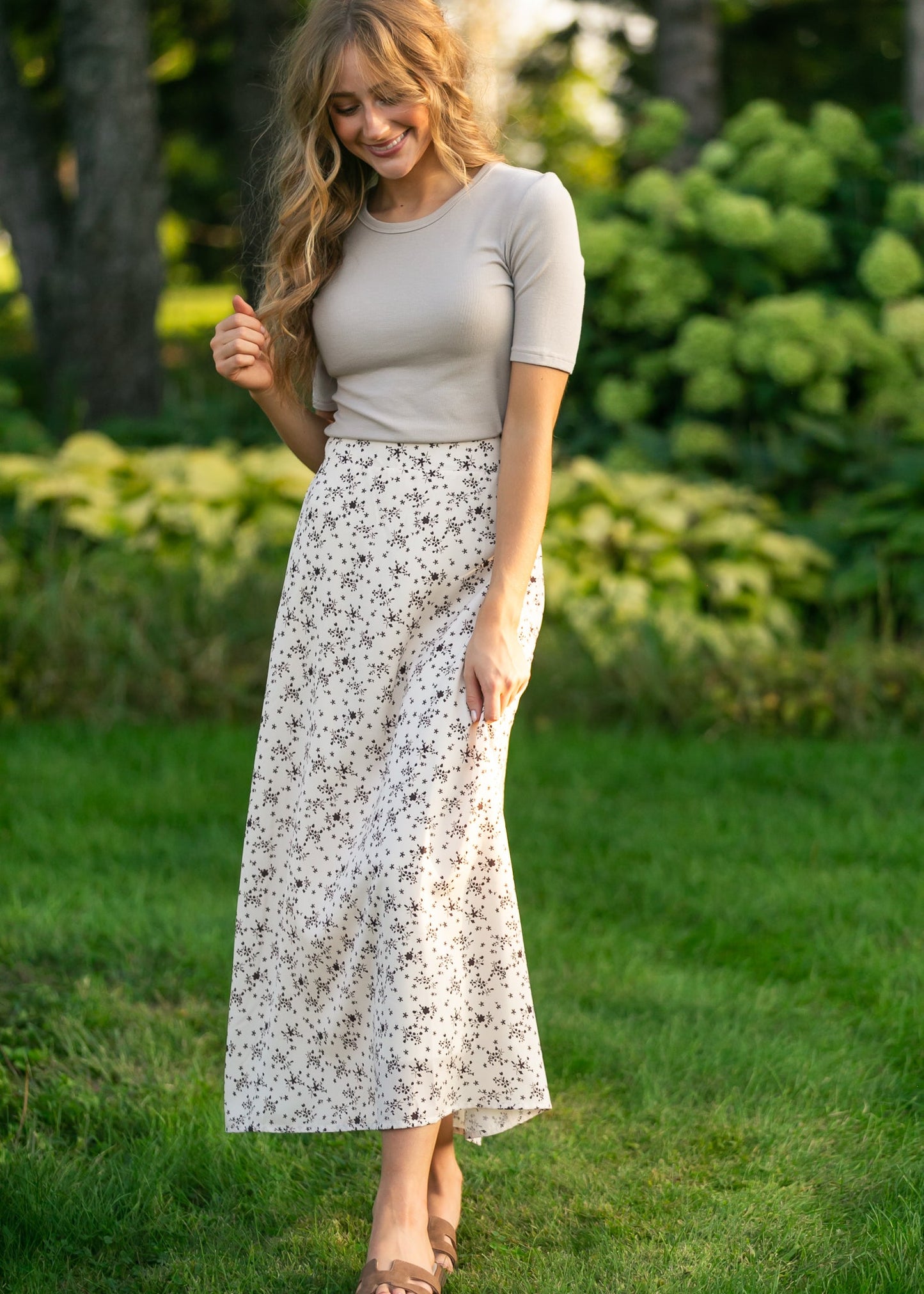 Falda midi floral Braylyn Brown - VENTA FINAL