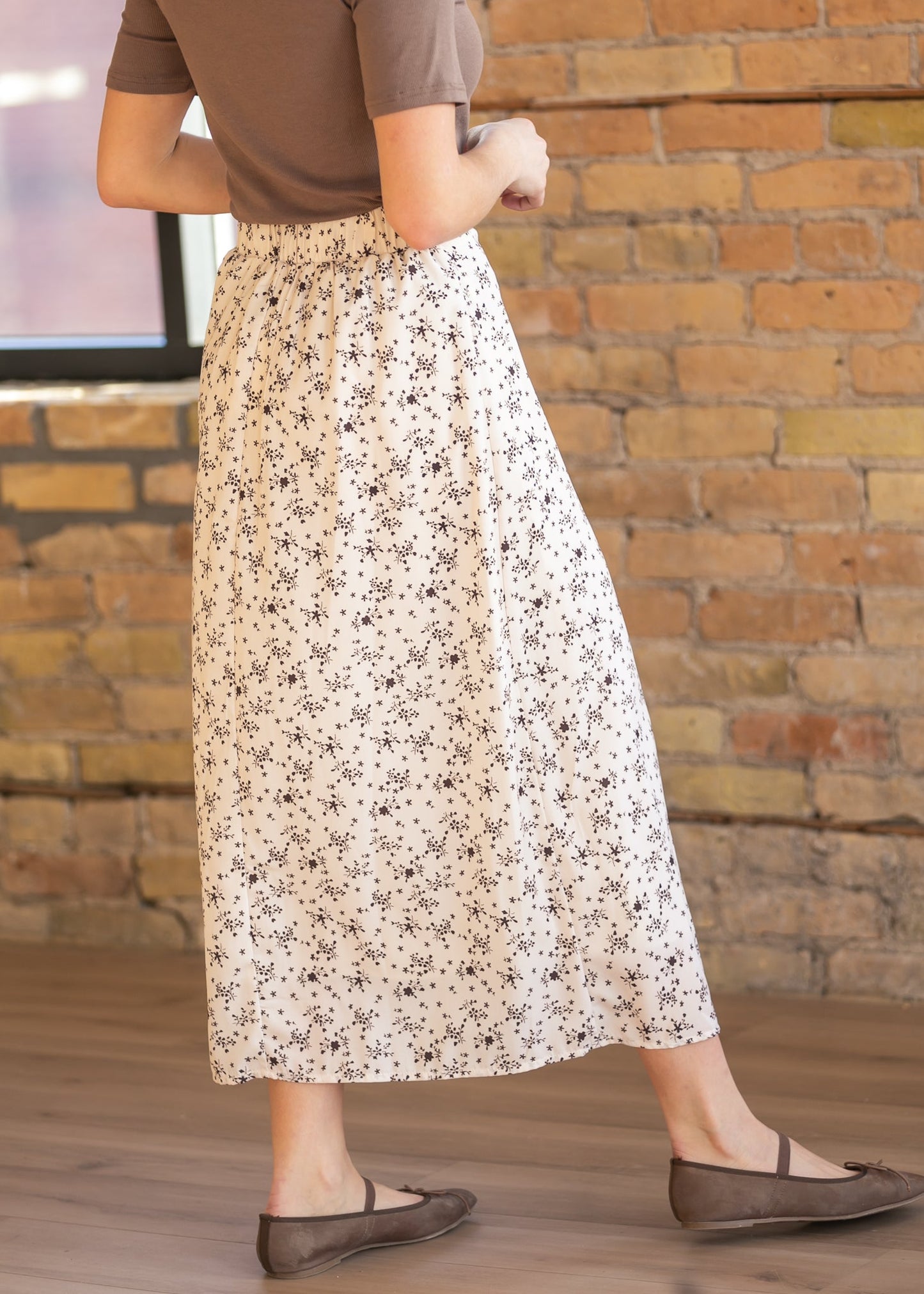 Falda midi floral Braylyn Brown - VENTA FINAL