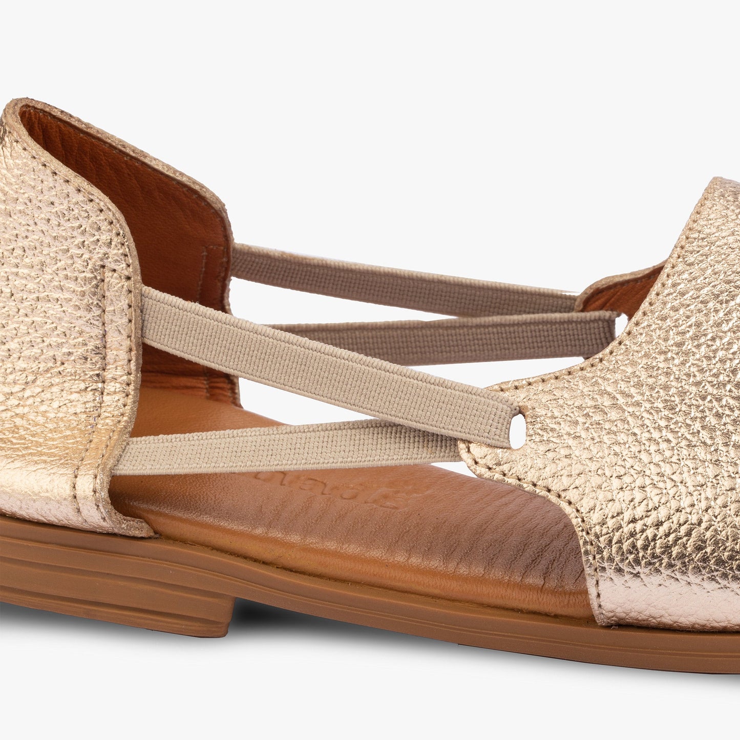 Peep-toes de oro brillante