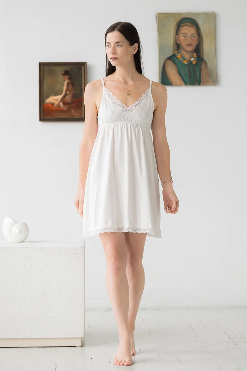 Camisa elaborada con nubes