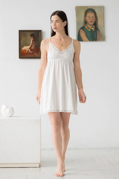 Camisa elaborada con nubes