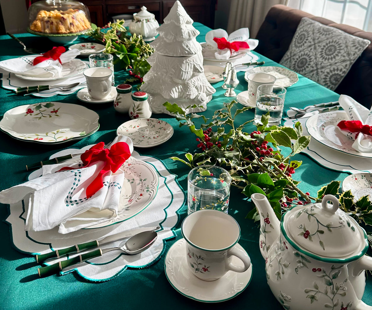 White Dinner Napkins - Pearl Napkins