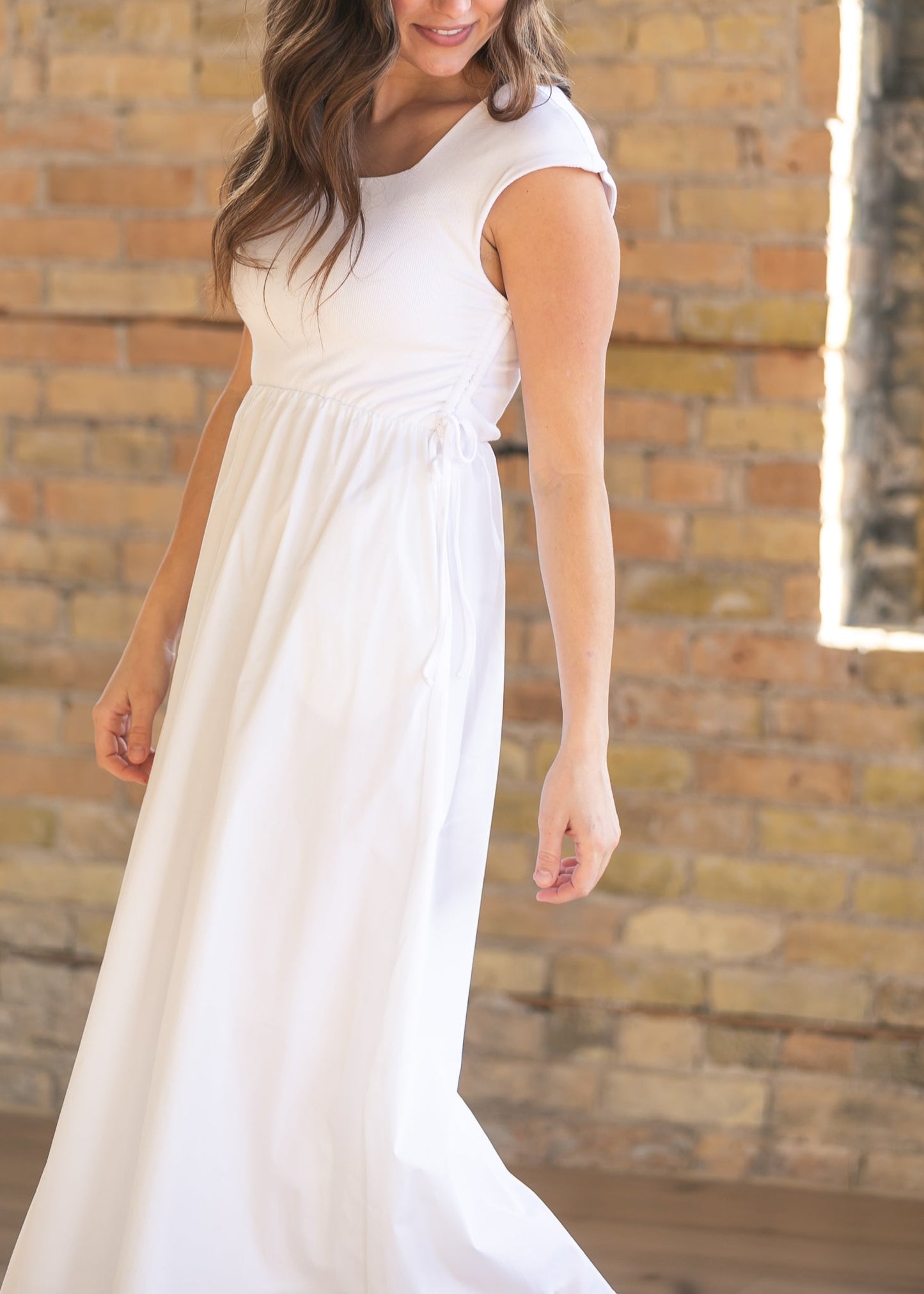 Vestido largo acampanado Eleanor White