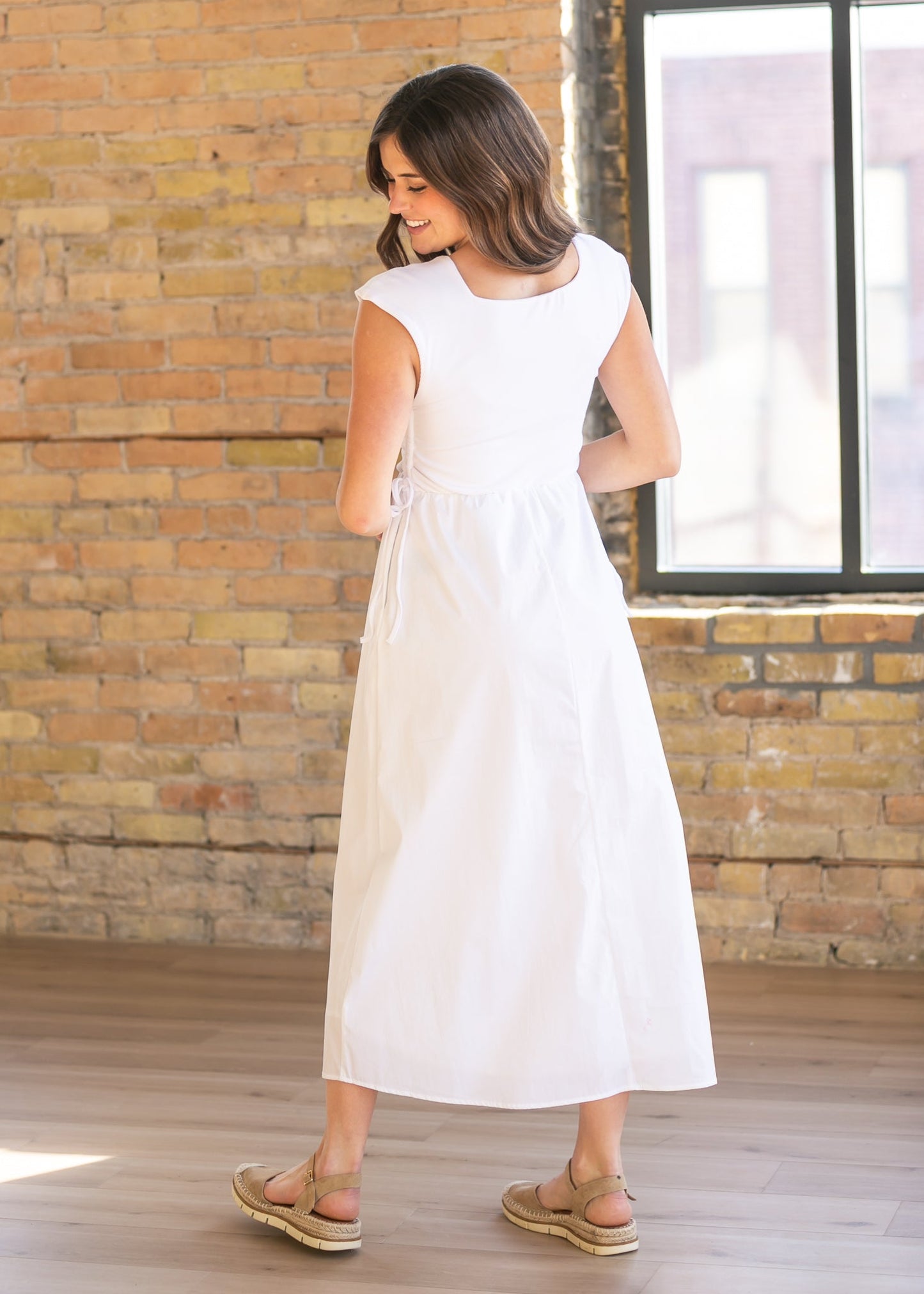 Vestido largo acampanado Eleanor White