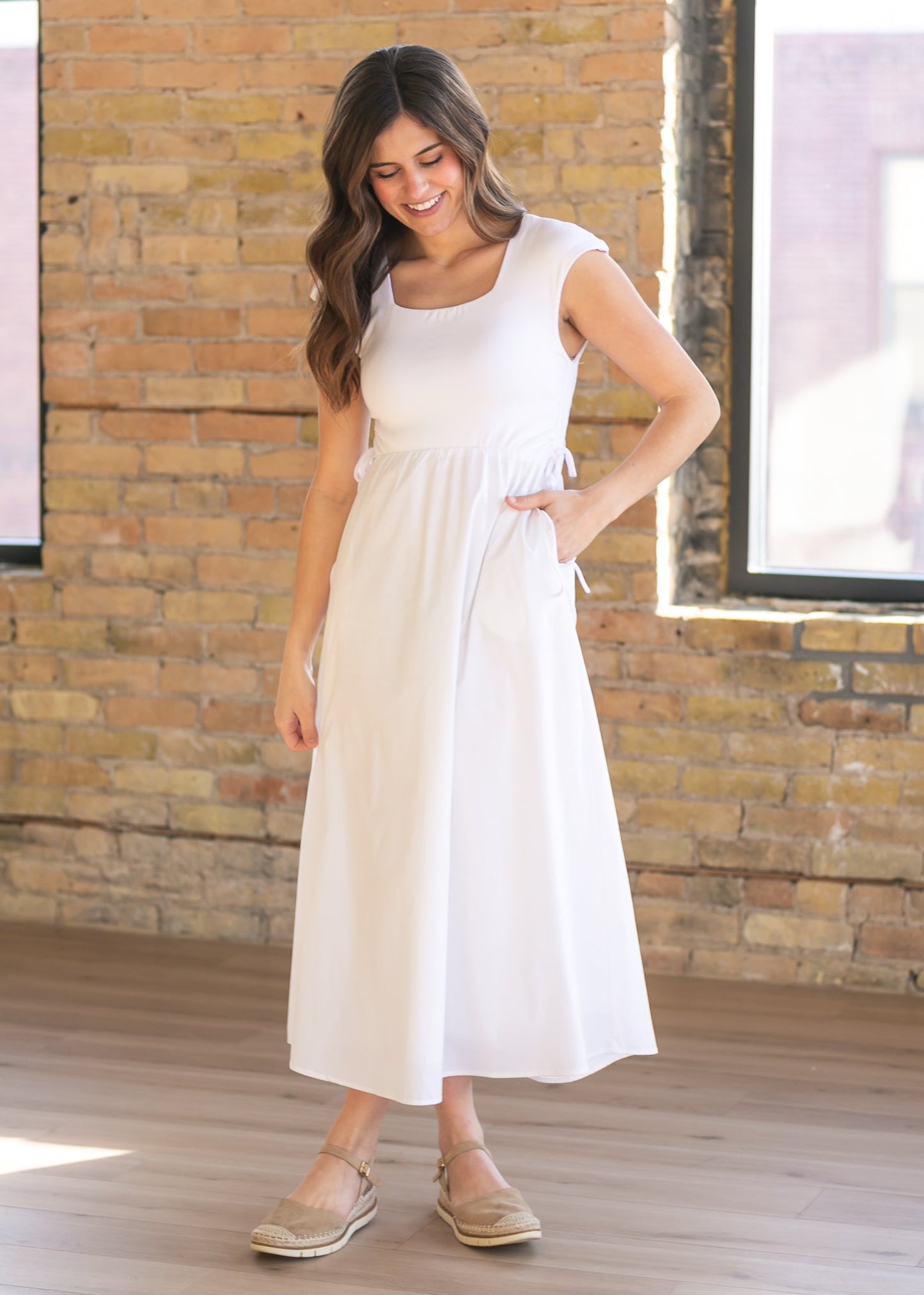 Vestido largo acampanado Eleanor White