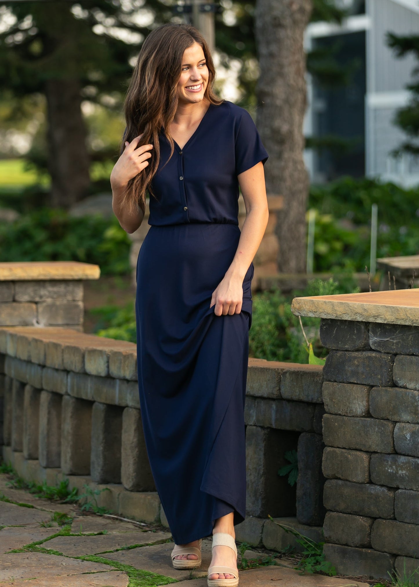 Vestido maxi Ella Navy con cintura ceñida
