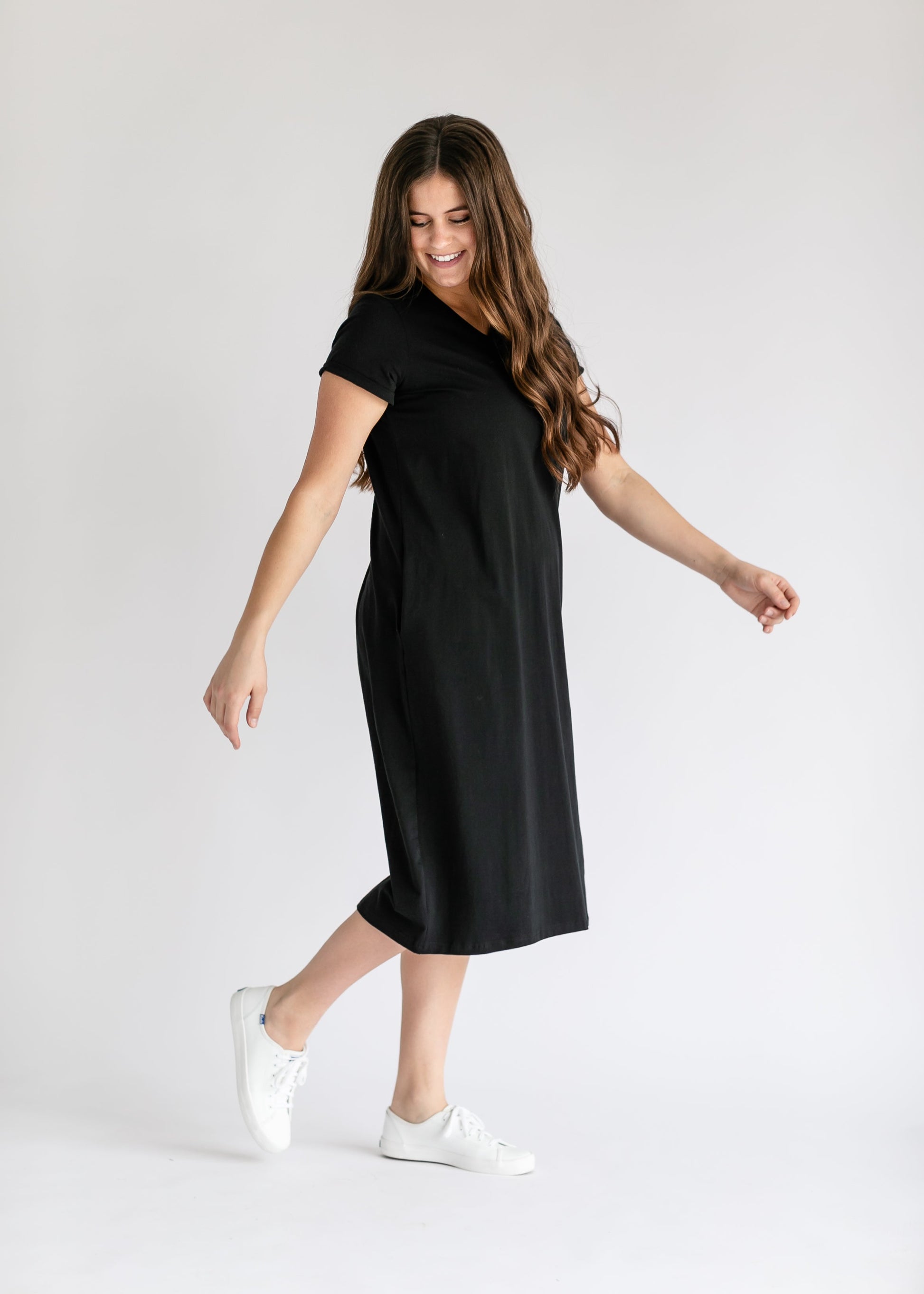knee length dresses for ladies Weekend Tee Midi Dress main image 0