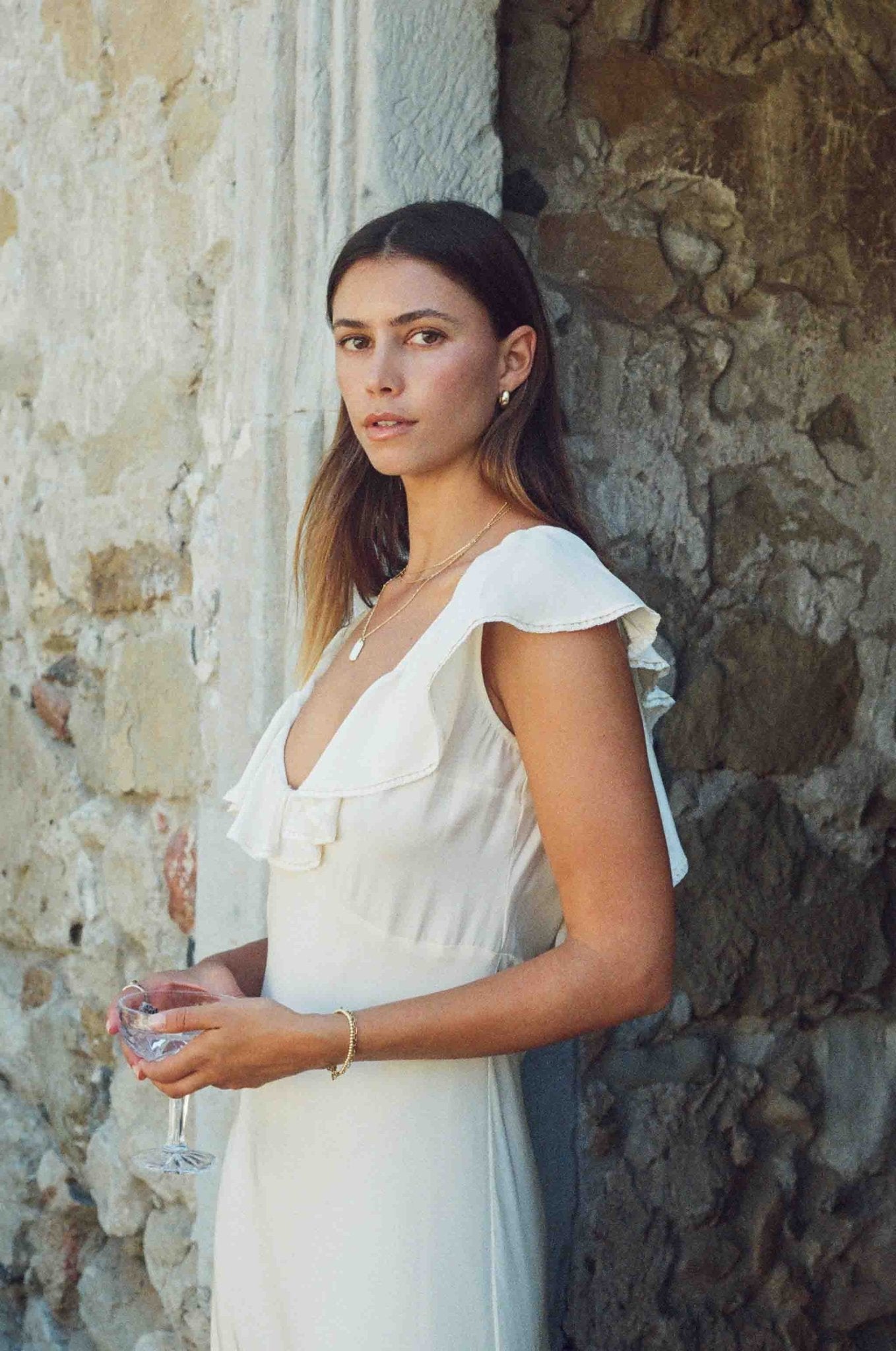Vestido Florence - Vestido de seda color marfil con ribete de encaje en el escote