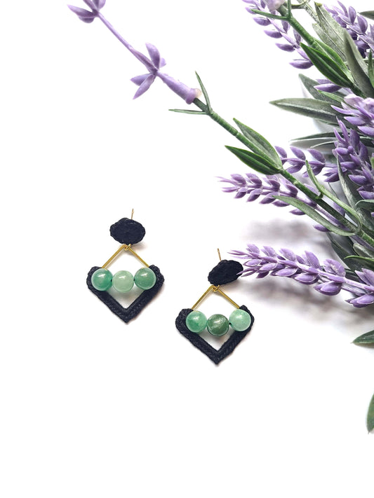 Pendientes de oro y aventurina negra
