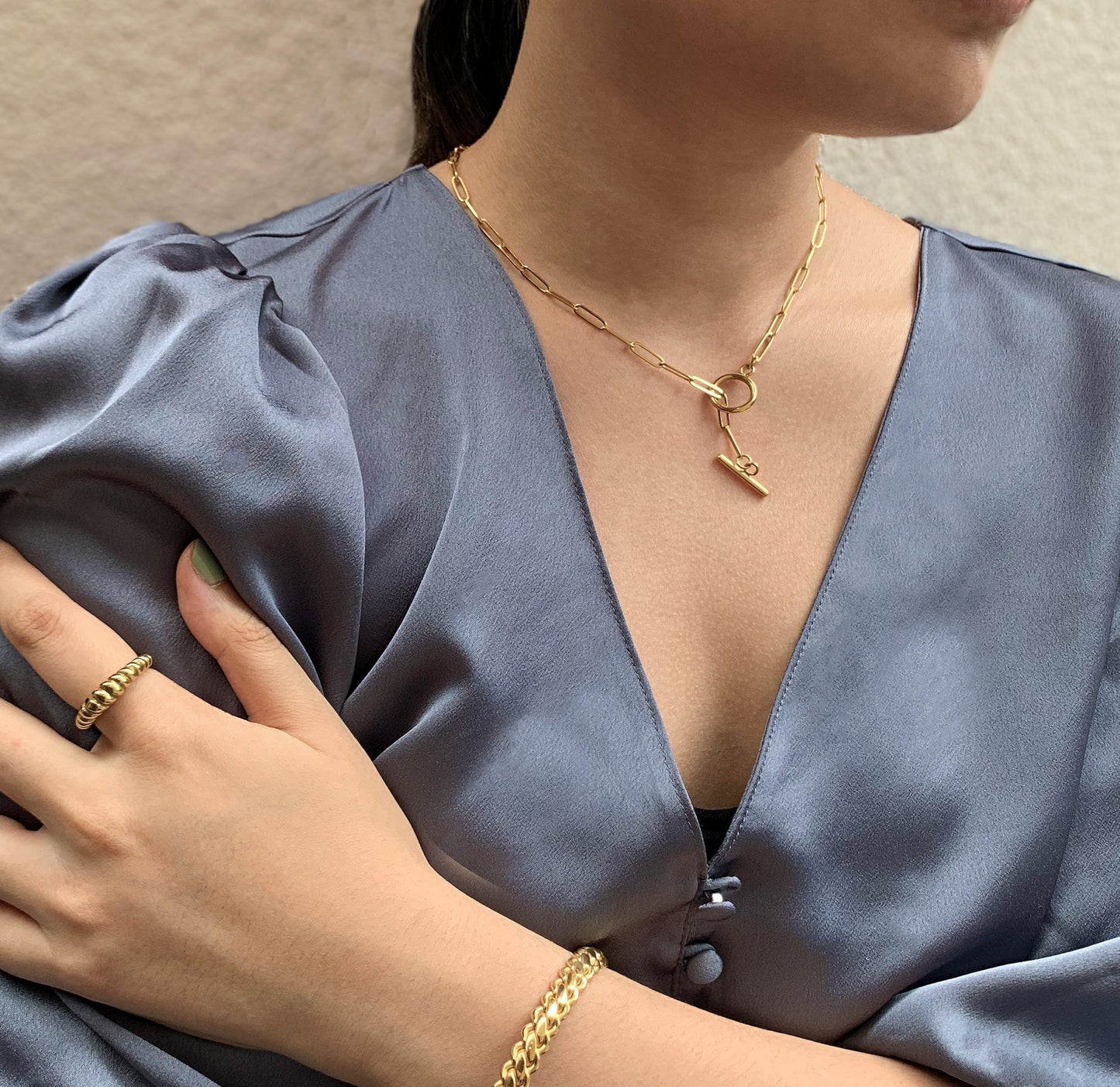 COLLAR DE CADENA CON CLIPS SUJETAPAPELES DORADOS JAMIE