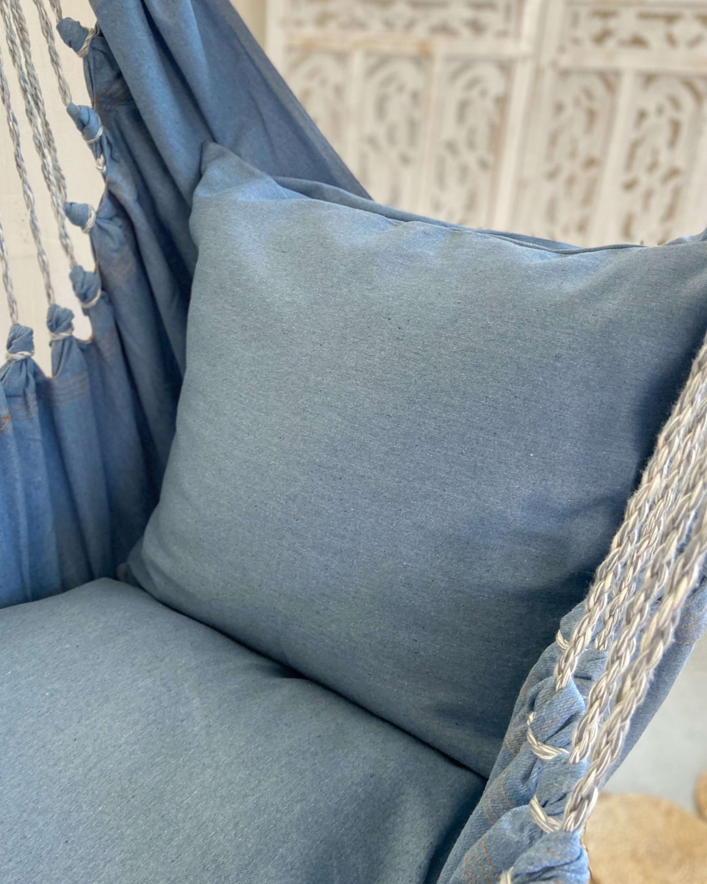 Silla hamaca colgante pequeña de mezclilla azul | DENIM Jr.