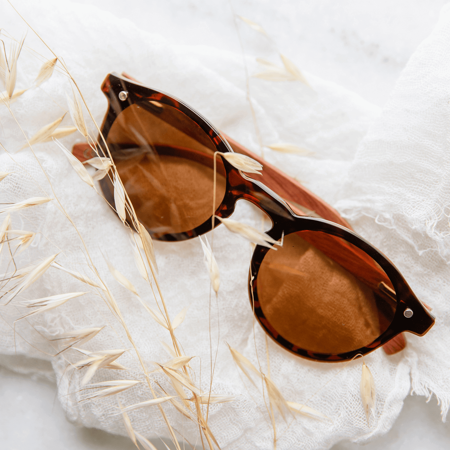 Alona - Gafas de sol de madera y bioacetato