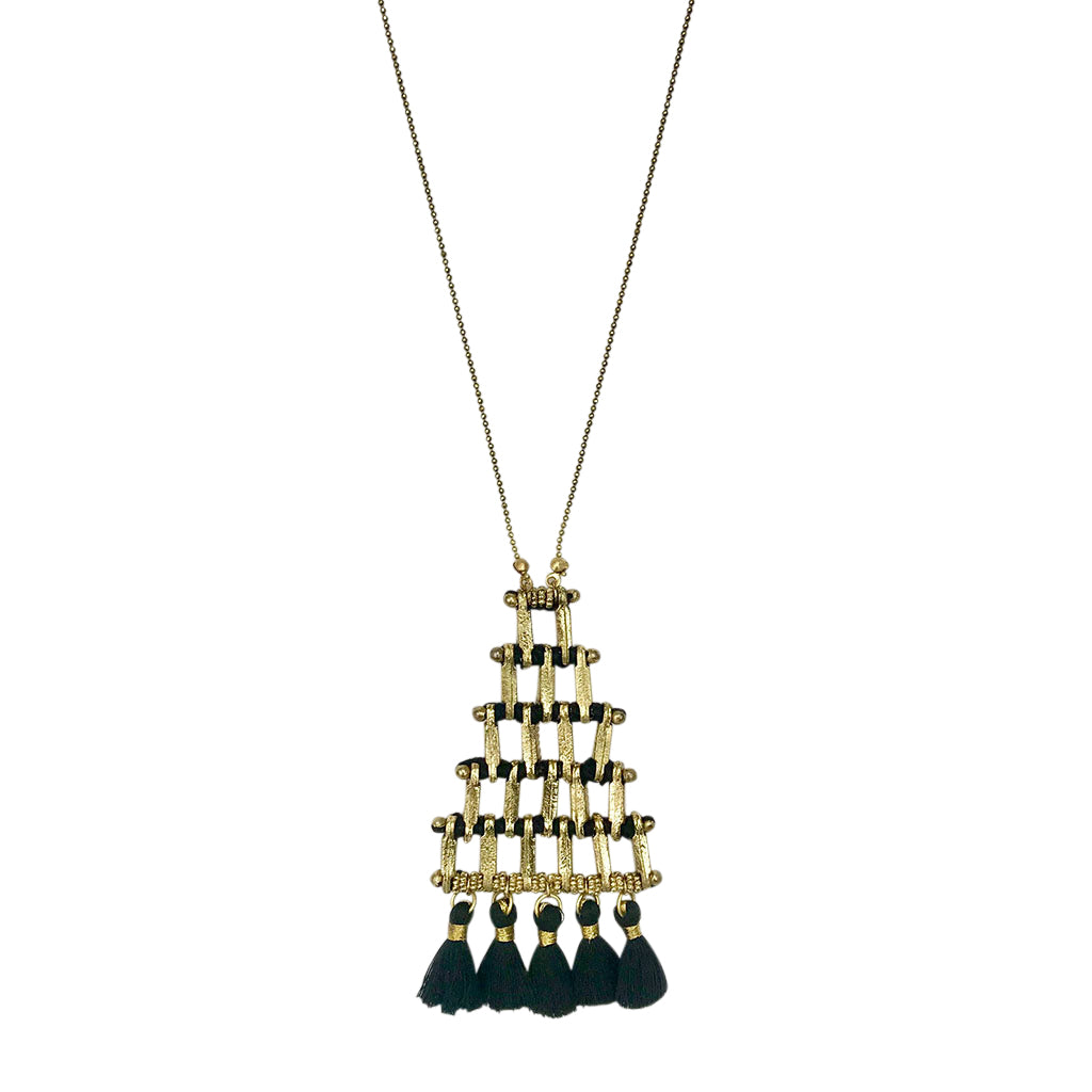 Collar piramidal Kai
