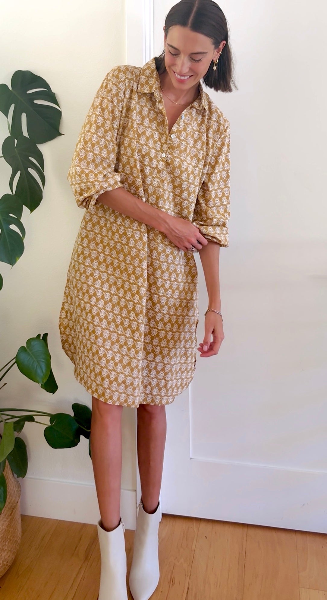 Good Boyfriend ShirtDress - Bee Happy Honeycomb