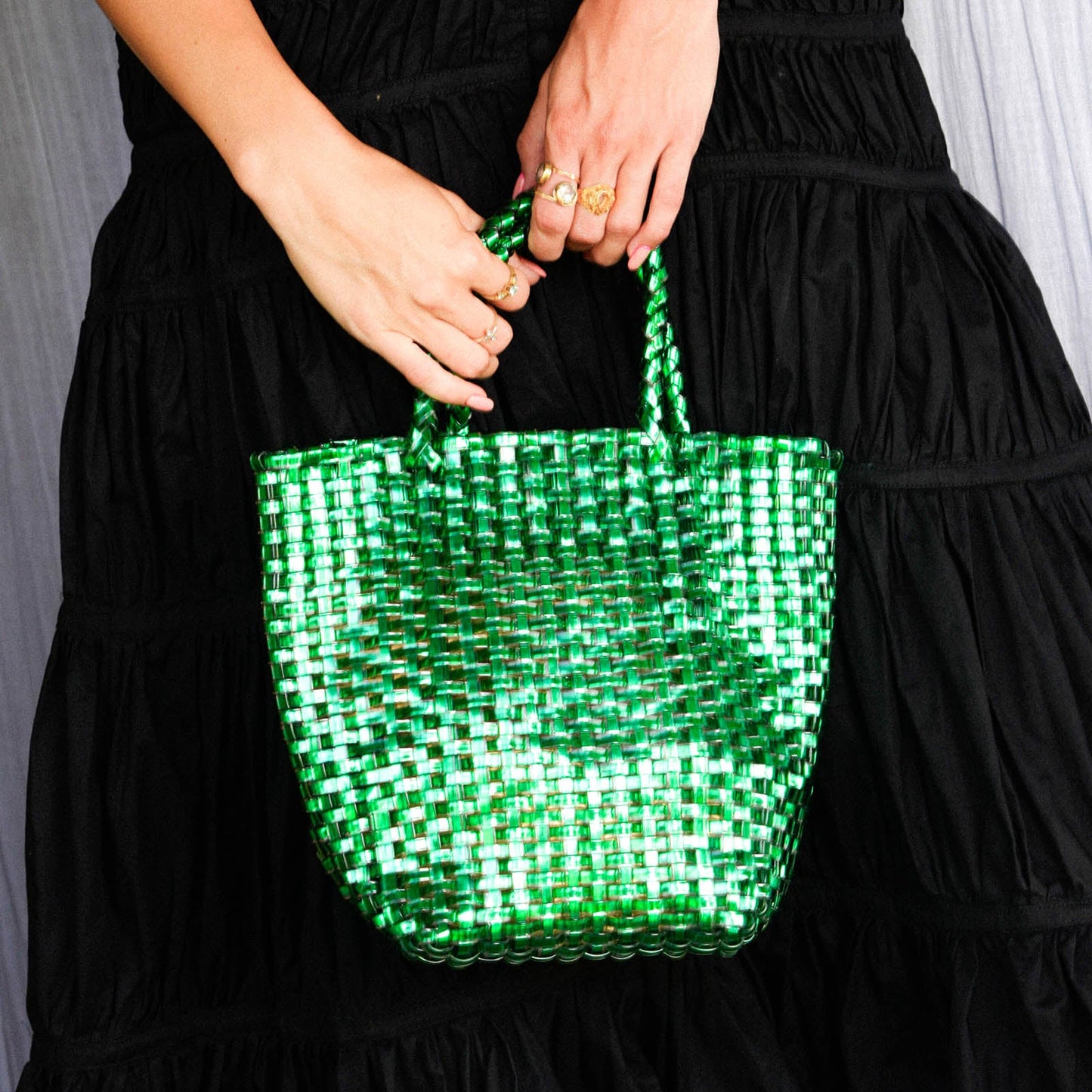 LA TOTE Bolso Tote Reciclado en Verde Metalizado