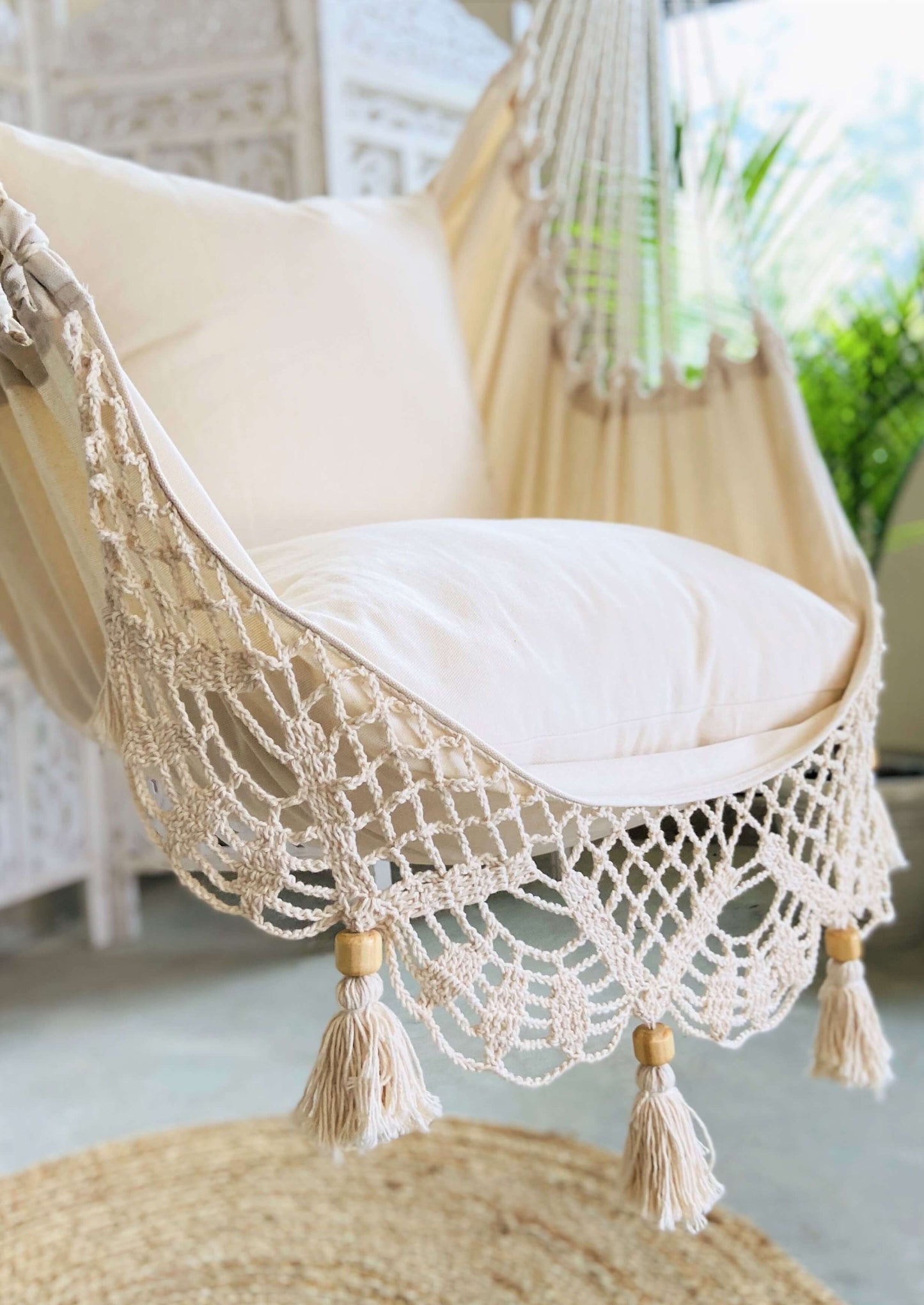 Silla hamaca colgante de ganchillo blanco | LUCIA