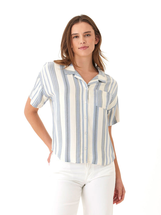 Camisa tejida con botones EcoVero a rayas Shoreline de Mikaela