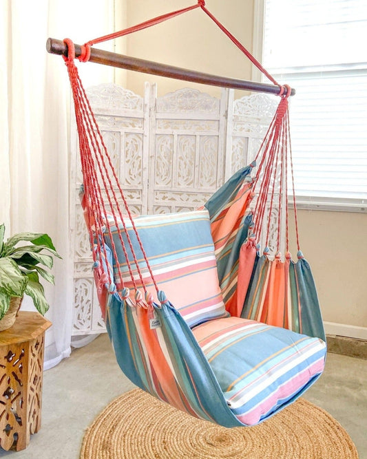 Hamaca colgante de colores rosa y azul claro