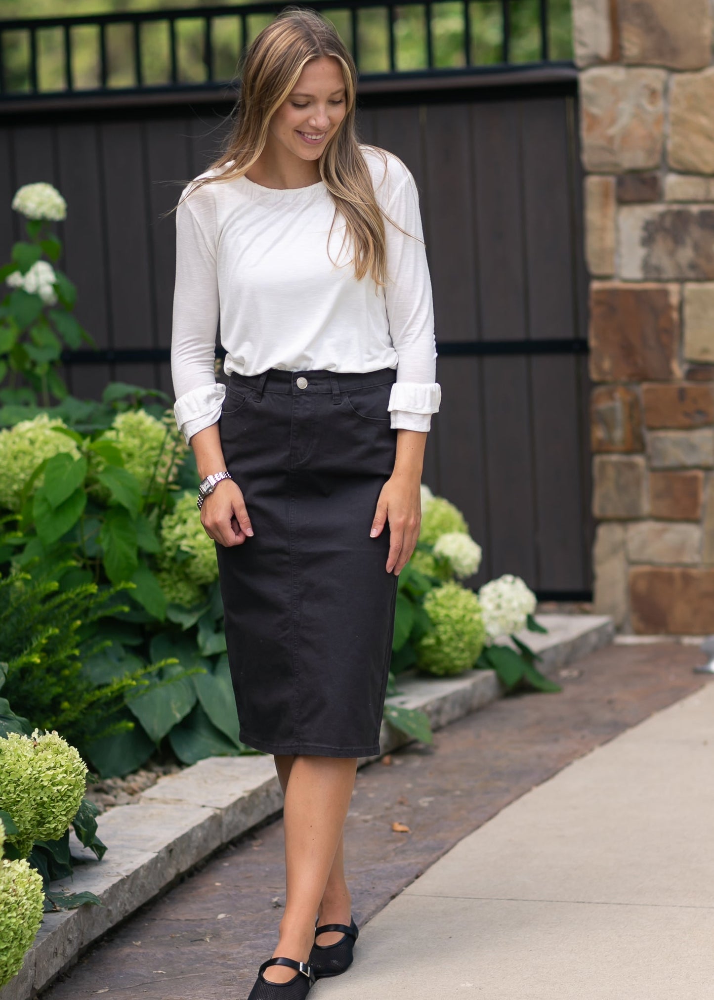 Falda midi de denim negro Remi Onyx