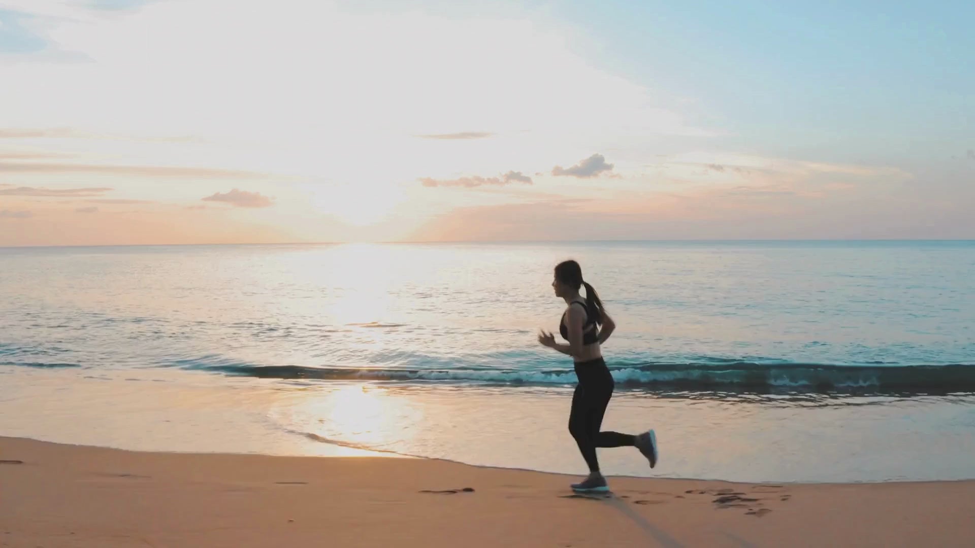 Load video: Activewear &amp; Workout Gear