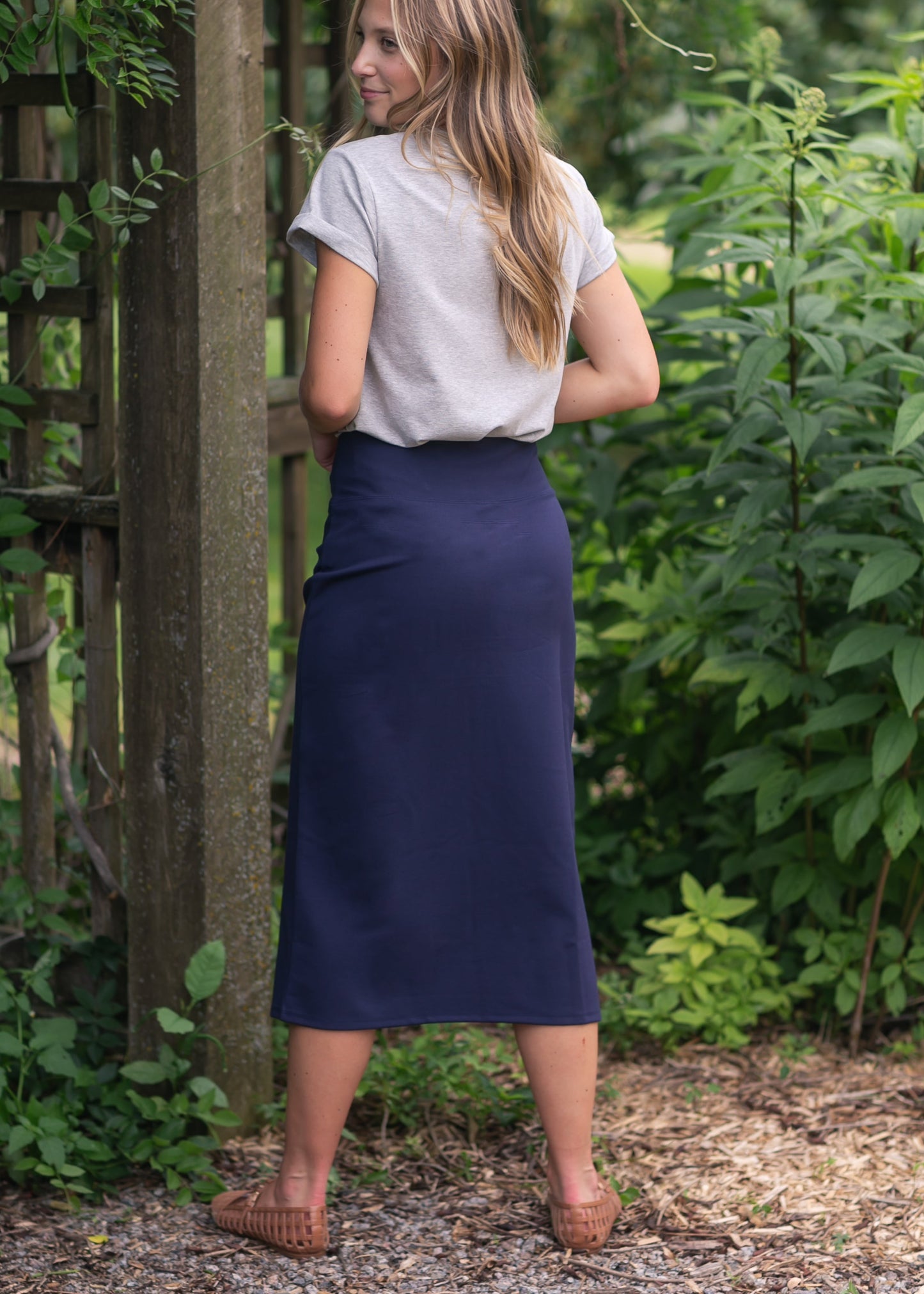 Falda Midi Quinn de 31 pulgadas - VENTA FINAL