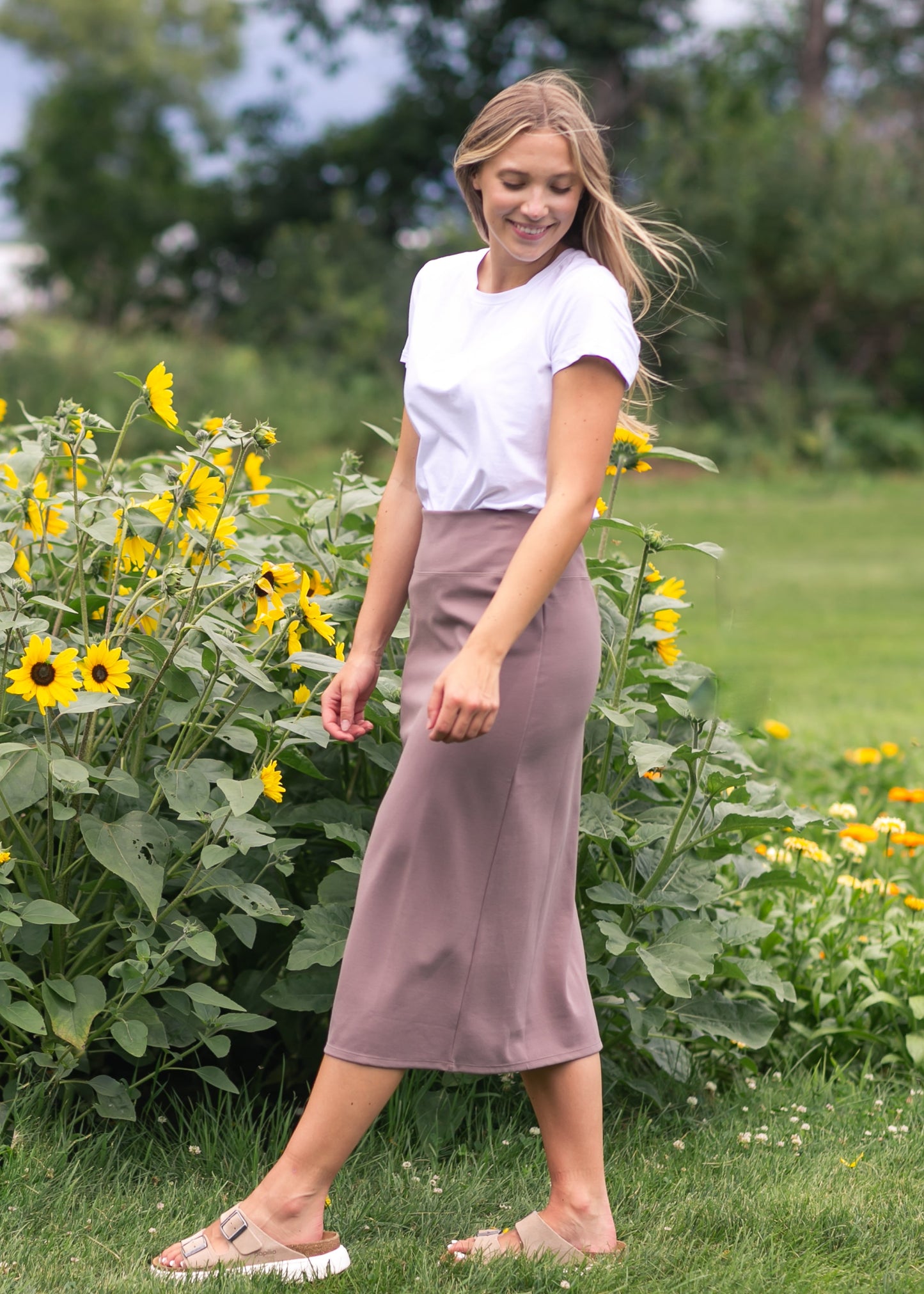 Falda Midi Quinn de 31 pulgadas - VENTA FINAL