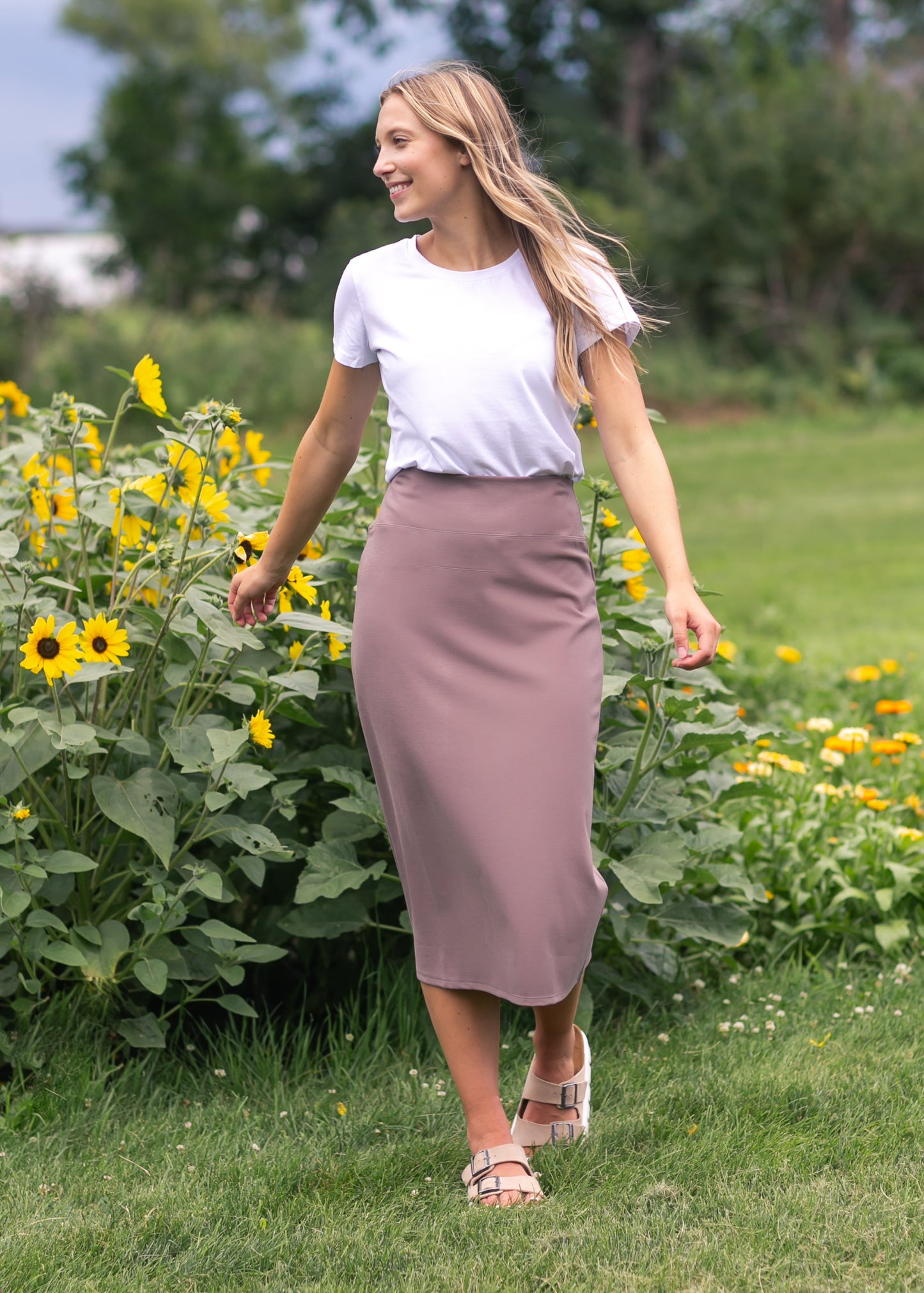 Falda Midi Quinn de 31 pulgadas - VENTA FINAL