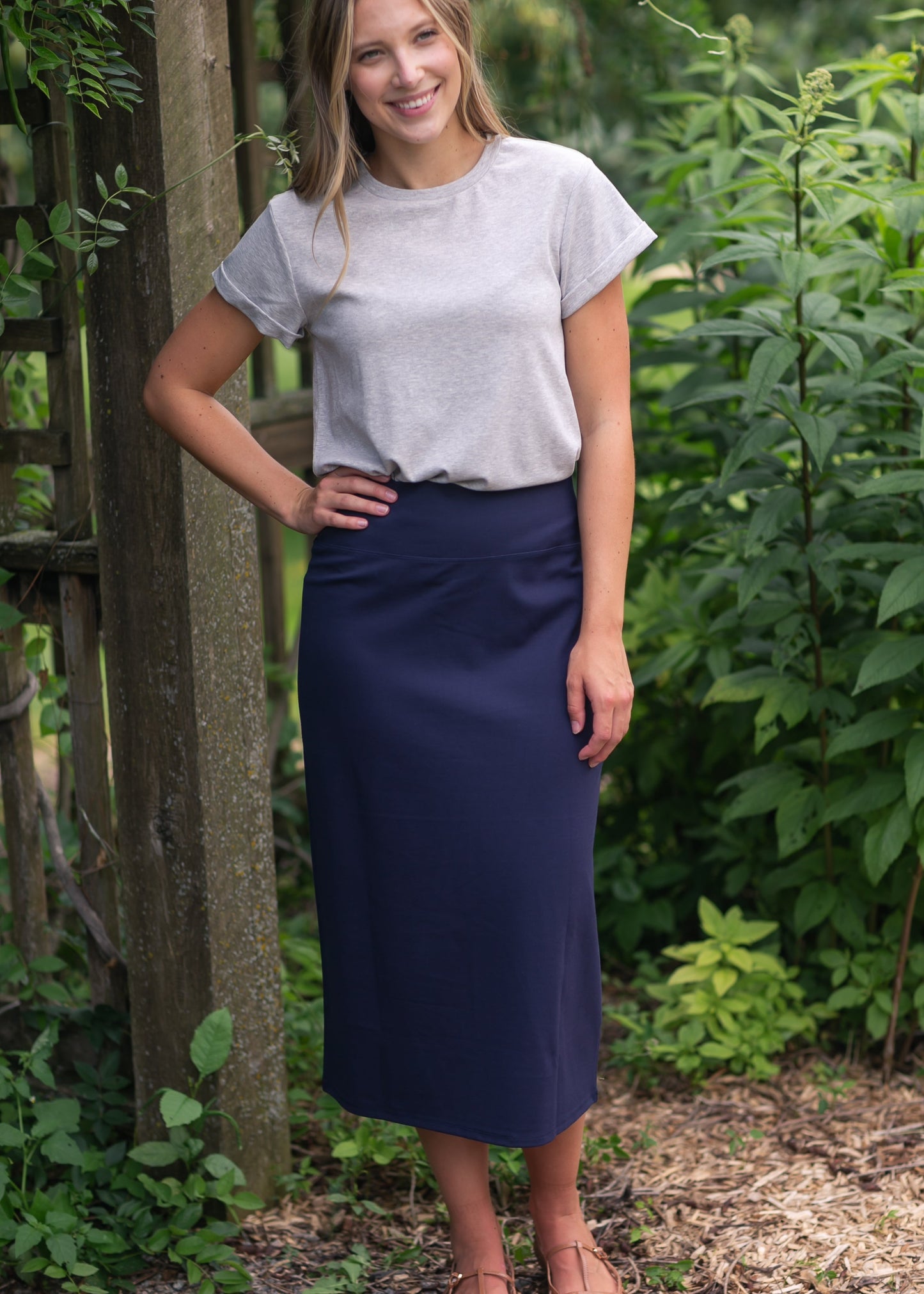 Falda Midi Quinn de 31 pulgadas - VENTA FINAL