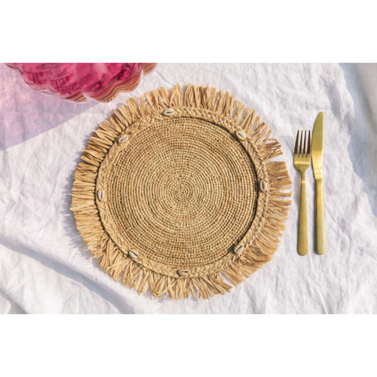 Round natural raffia tabletop with fringes, Woven raffia Placemat