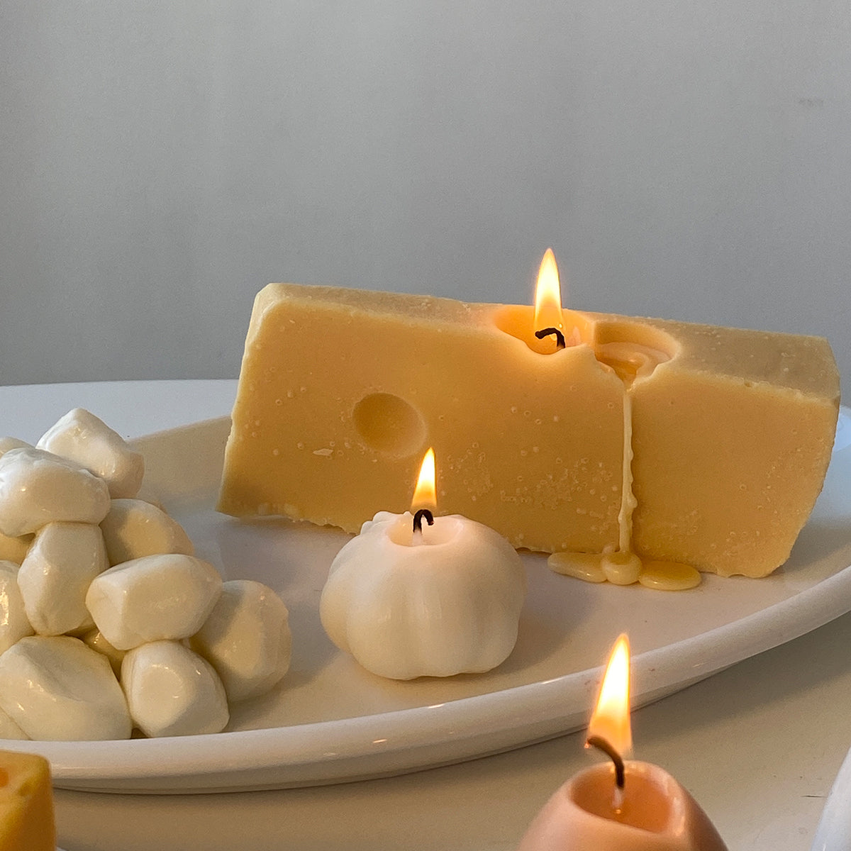 Vela de queso suizo