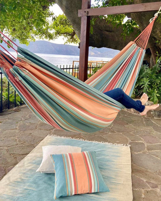 Hamaca de algodón a rayas rosas y azul claro