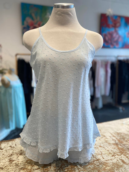 Camisola y shorts de lunares suizos