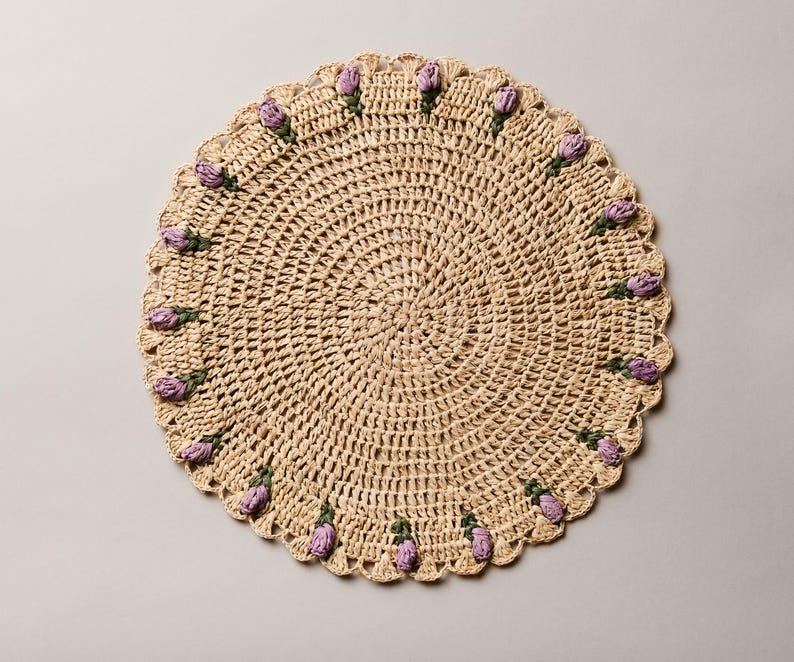 Women's ["gid://shopify/Metaobject/97254998296"] Tulip Floral Placemat – Hand-Crocheted Raffia – Spring Table Decor – E