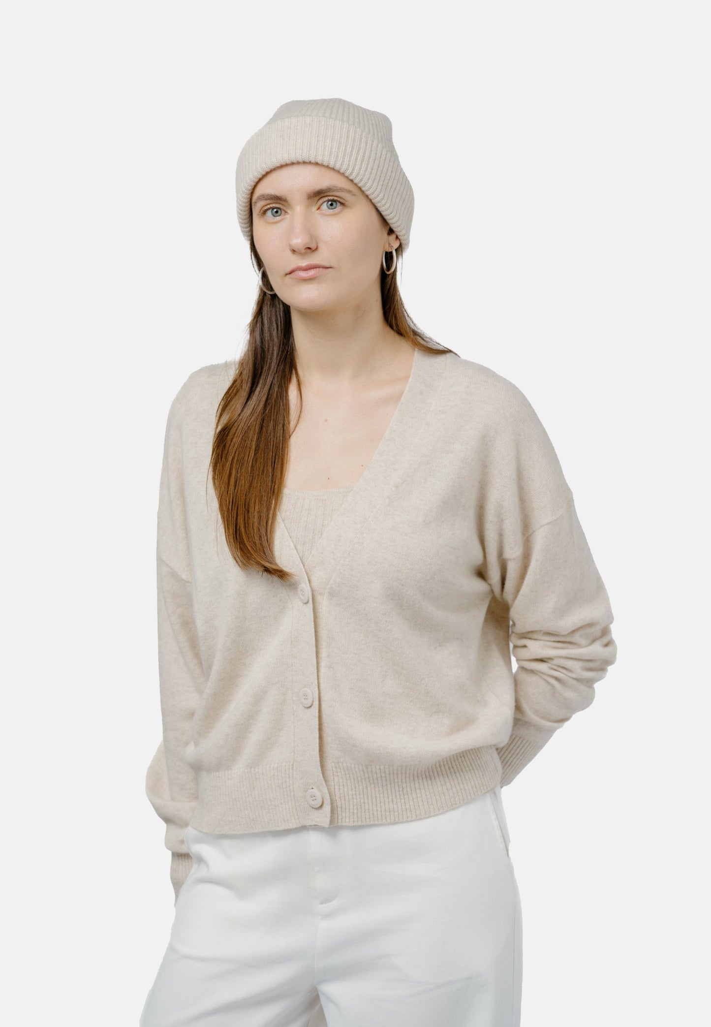 Gorro Vilnius color blanco hueso