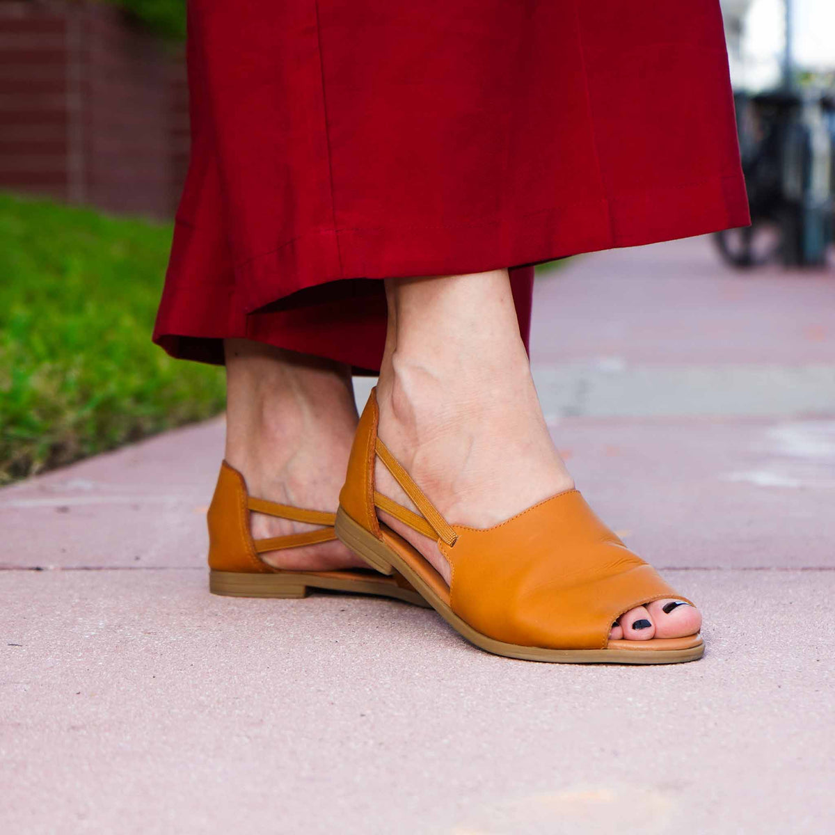 Caramel Peep Toes